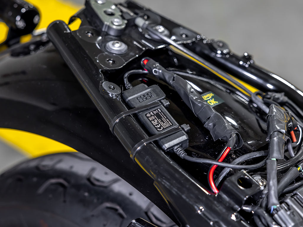 Motorcycle - Waterproof 12V to USB Smart Adaptor